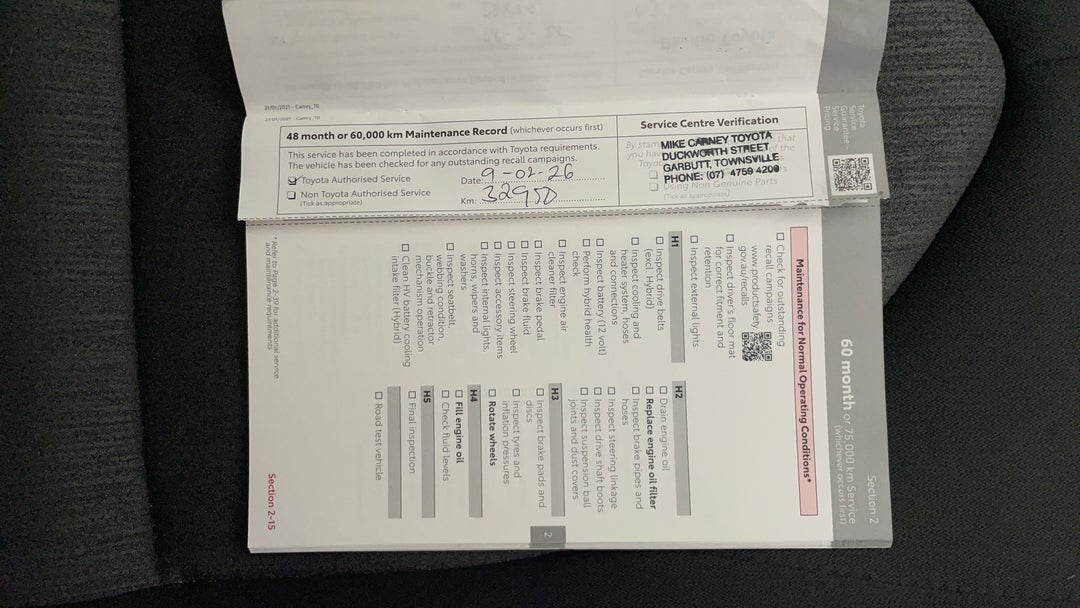 2021 Toyota Camry Ascent Hybrid, Automatic, 32977 km, Service History