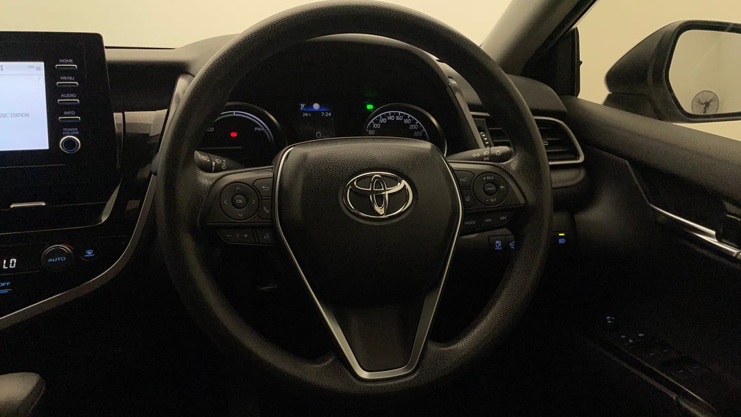 2021 Toyota Camry Ascent Hybrid, Automatic, 32977 km, Steering Wheel Close-up