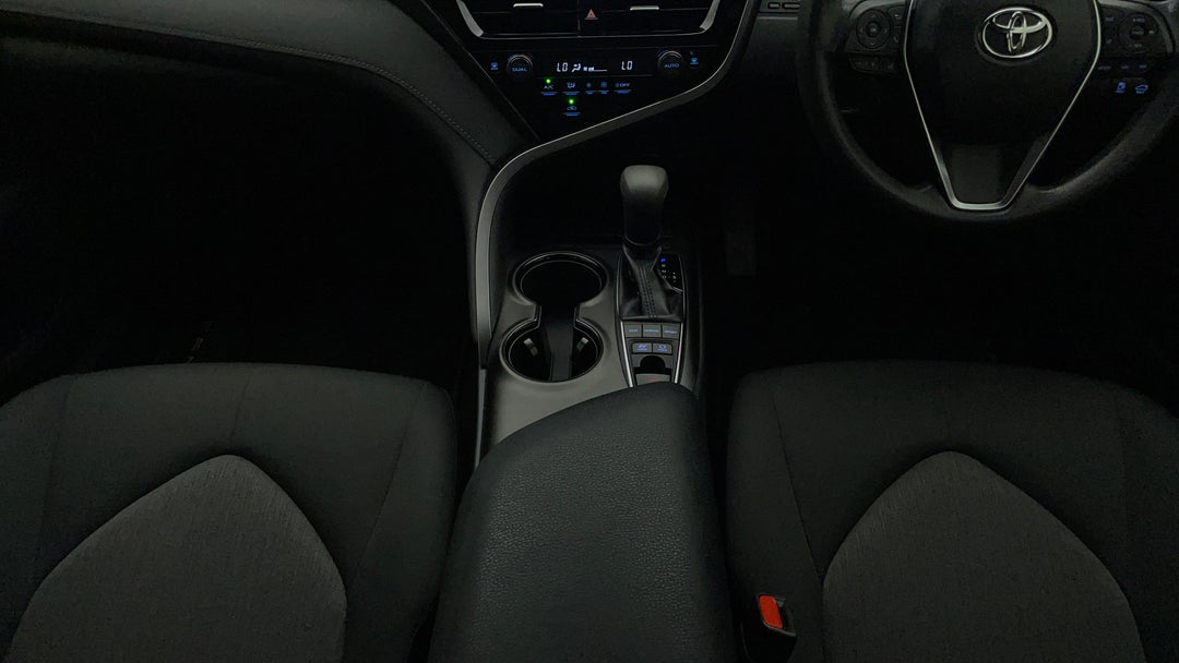 2021 Toyota Camry Ascent Hybrid, Automatic, 32977 km, Center Console