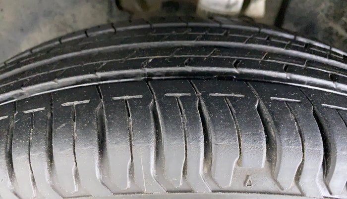 2021 Tata ALTROZ XE 1.2, Petrol, Manual, 7,708 km, Left Front Tyre Tread