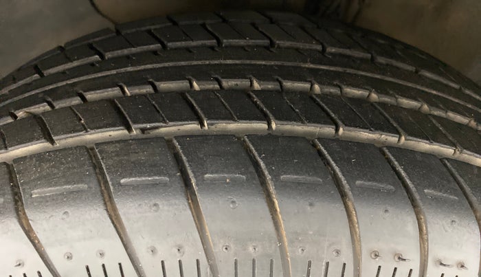 2018 Hyundai Elite i20 ASTA 1.2, Petrol, Manual, 62,210 km, Left Front Tyre Tread