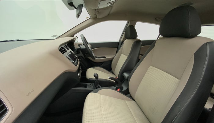 2018 Hyundai Elite i20 ASTA 1.2, Petrol, Manual, 62,210 km, Right Side Front Door Cabin