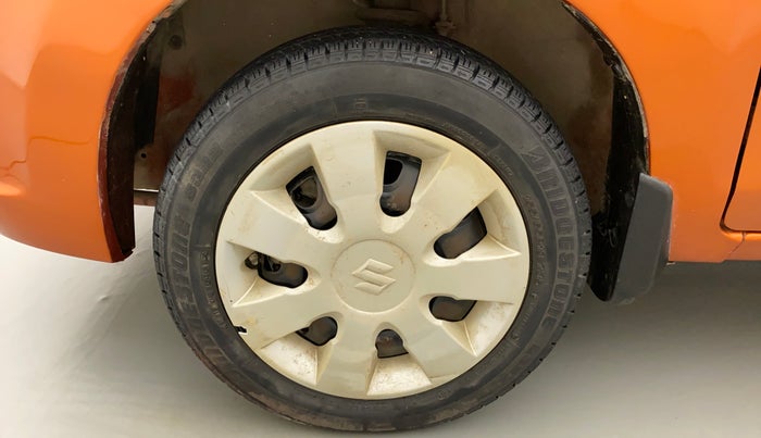 2014 Maruti Alto K10 VXI AMT, Petrol, Automatic, 28,092 km, Left front tyre - Minor crack