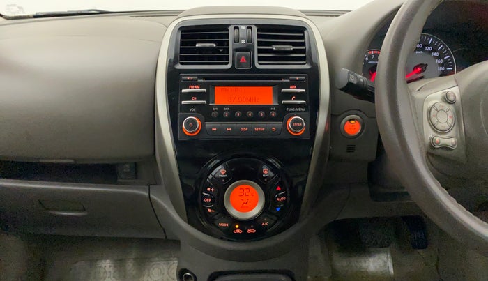 2014 Nissan Micra XV CVT, Petrol, Automatic, 38,863 km, Air Conditioner