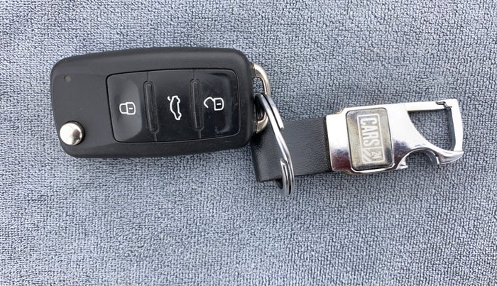 2018 Volkswagen Ameo HIGHLINE PLUS 1.0, Petrol, Manual, 19,694 km, Key Close Up