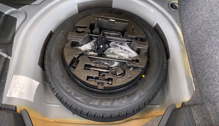 2018 Volkswagen Ameo HIGHLINE PLUS 1.0, Petrol, Manual, 19,694 km, Spare Tyre