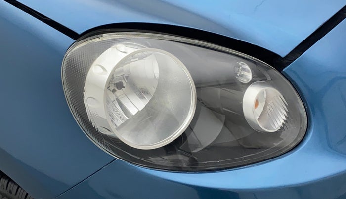2014 Nissan Micra Active XL, Petrol, Manual, 50,774 km, Right tail light - Minor damage