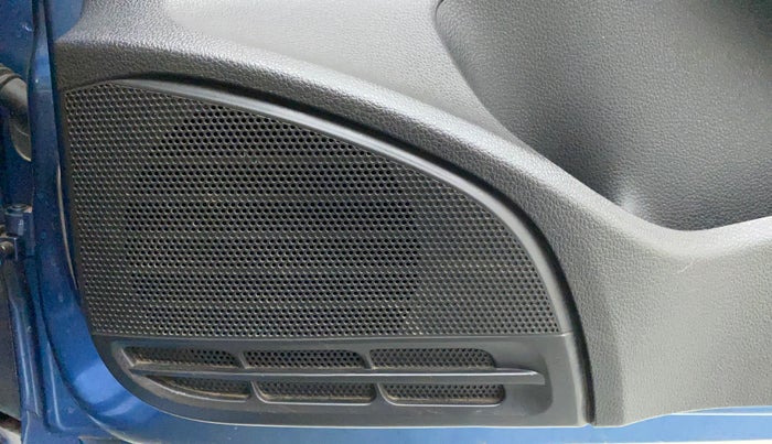 2017 Volkswagen Polo HIGHLINE1.2L, Petrol, Manual, 31,994 km, Speaker