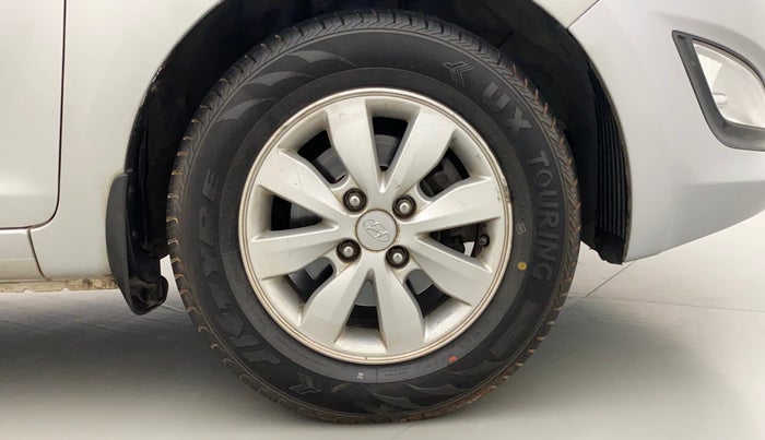 2012 Hyundai i20 SPORTZ 1.2, Petrol, Manual, 52,830 km, Right Front Wheel