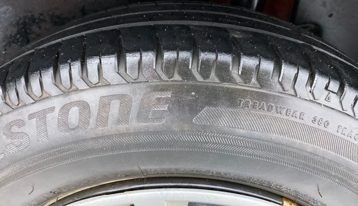 2017 Maruti Dzire VXI, Petrol, Manual, 51,032 km, Left Rear Tyre Tread
