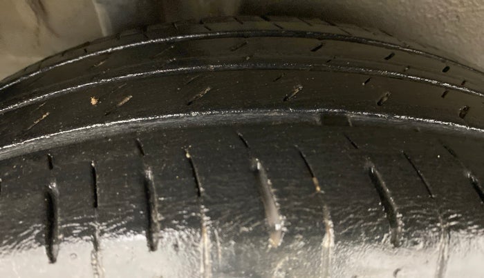 2017 Maruti IGNIS SIGMA 1.2 K12, Petrol, Manual, 39,955 km, Right Rear Tyre Tread