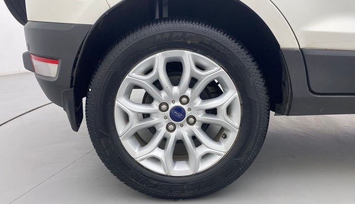 2016 Ford Ecosport 1.5 TITANIUM TI VCT AT, Petrol, Automatic, 56,901 km, Right Rear Wheel