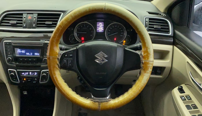 2016 Maruti Ciaz ZXI, Petrol, Manual, 76,976 km, Steering Wheel Close Up