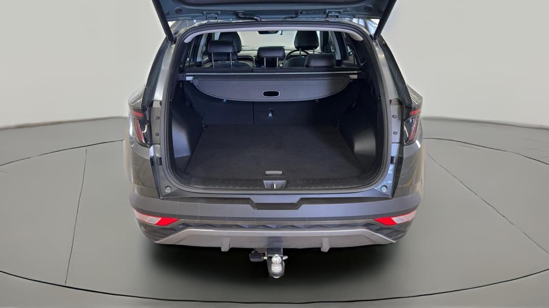 2023 Hyundai Tucson Highlander (AWD), Automatic, 38132 km, Boot Inside View