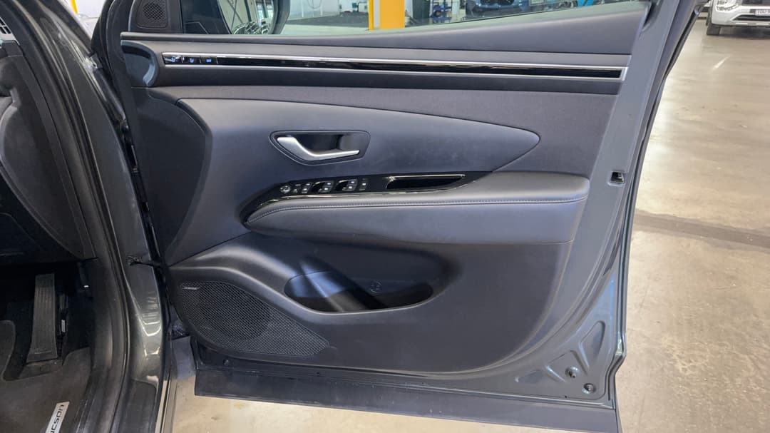 2023 Hyundai Tucson Highlander (AWD), Automatic, 38132 km, Speaker View