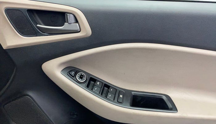2015 Hyundai Elite i20 ASTA 1.2, Petrol, Manual, 71,020 km, Driver Side Door Panels Control