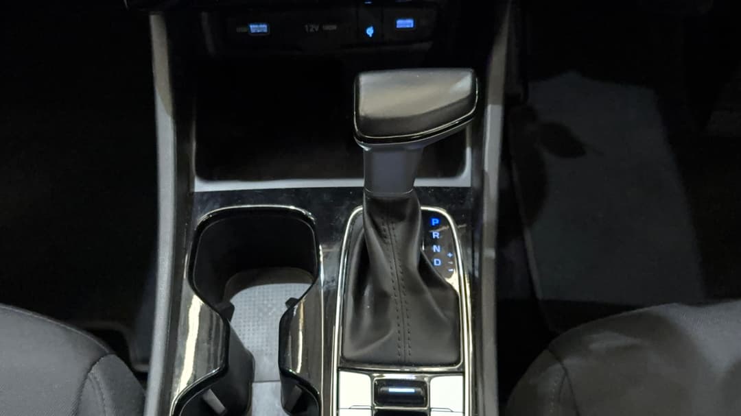 2023 Hyundai Tucson (FWD), Automatic, 64347 km, Gear Lever 
