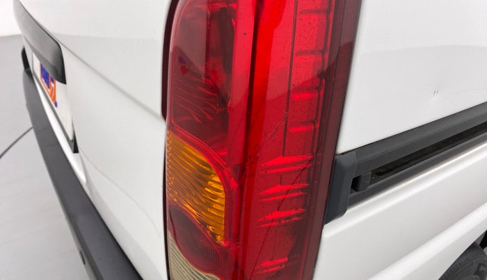 2020 Maruti Eeco 5 STR WITH A/C+HTR, Petrol, Manual, 37,512 km, Right tail light - Minor damage