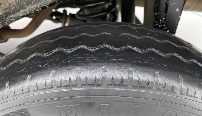 2020 Maruti Eeco 5 STR WITH A/C+HTR, Petrol, Manual, 37,512 km, Left Rear Tyre Tread