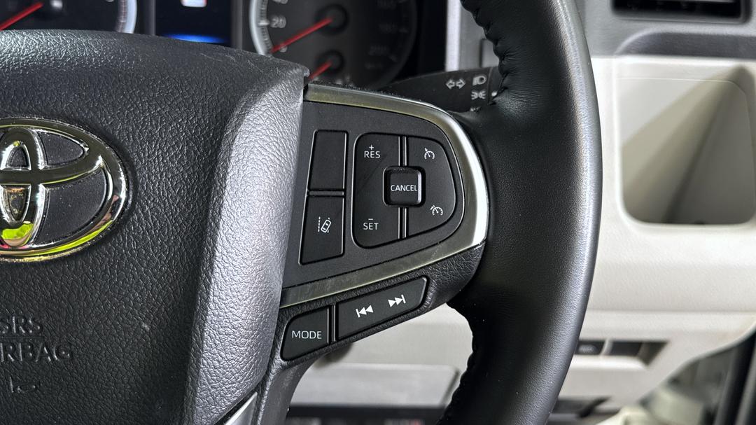 2025 Toyota Hiace Lwb (4 Door Option), Automatic, 11167 km, Cruise Control
