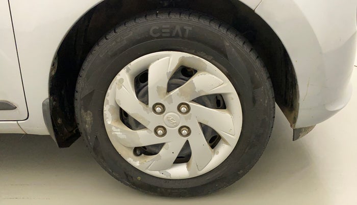 2019 Hyundai NEW SANTRO SPORTZ CNG, CNG, Manual, 73,161 km, Right Front Wheel