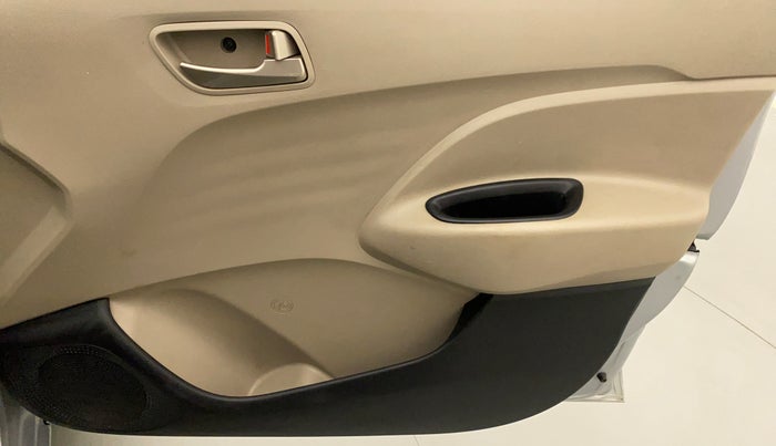 2019 Hyundai NEW SANTRO SPORTZ CNG, CNG, Manual, 73,161 km, Driver Side Door Panels Control