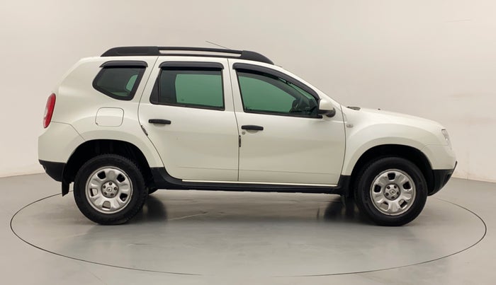 2013 Renault Duster RXL PETROL, Petrol, Manual, 68,761 km, Right Side View
