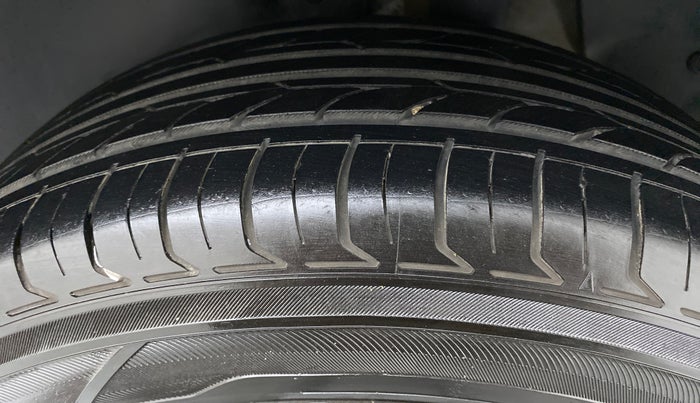 2018 Hyundai Creta 1.6 SX CRDI, Diesel, Manual, 73,242 km, Left Rear Tyre Tread
