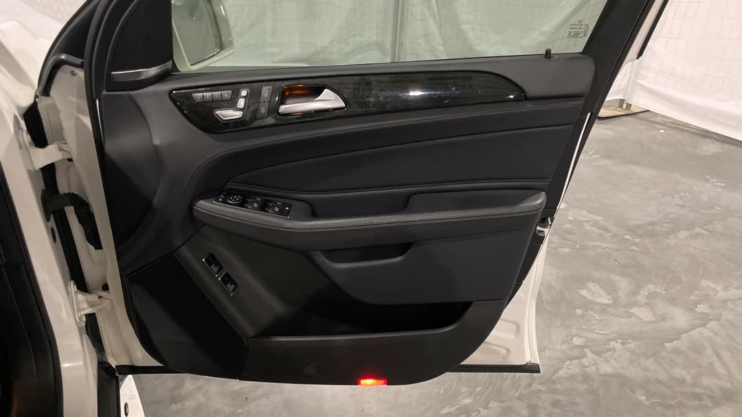 2017 Mercedes-benz GLE 500 E (hybrid), Automatic, 93549 km, Speaker View