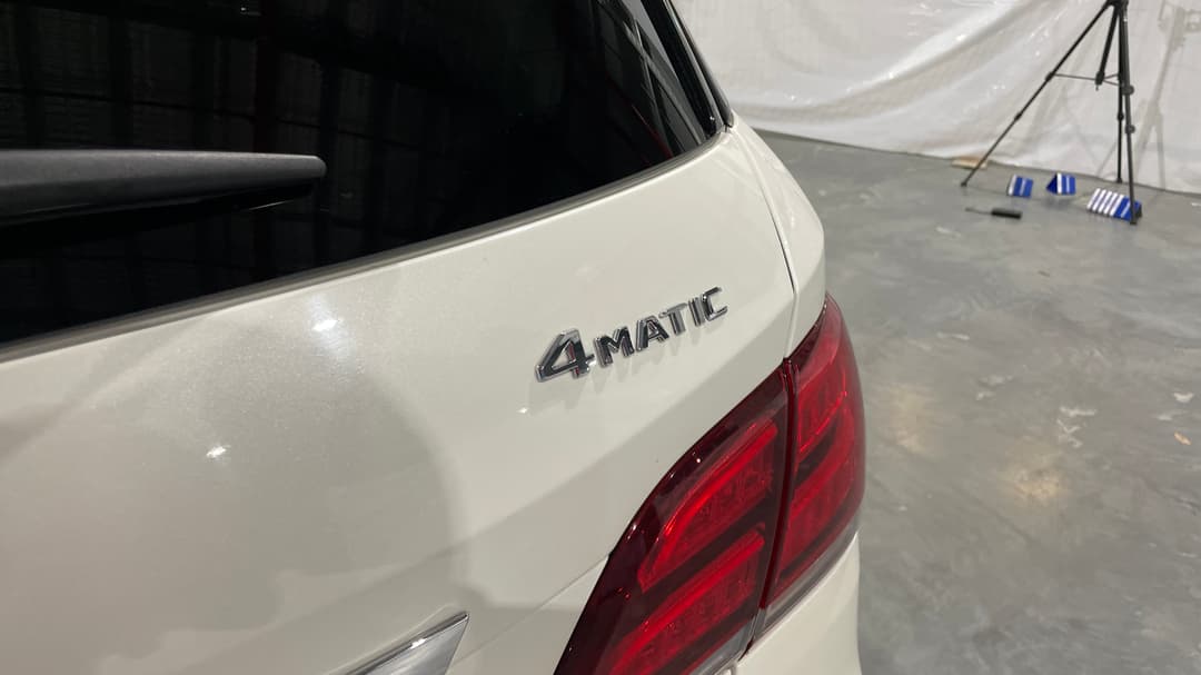 2017 Mercedes-benz GLE 500 E (hybrid), Automatic, 93549 km, Badge (Boot Right Side)