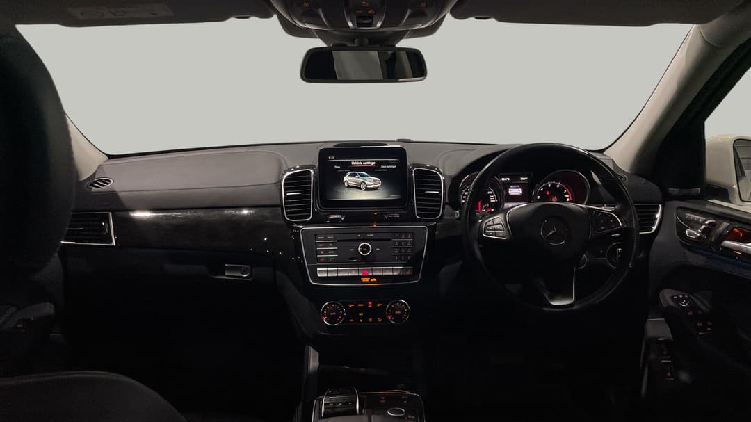 2017 Mercedes-benz GLE 500 E (hybrid), Automatic, 93549 km, Dashboard View