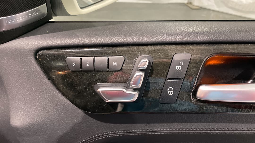 2017 Mercedes-benz GLE 500 E (hybrid), Automatic, 93549 km, Drivers Side Adjustment Panel
