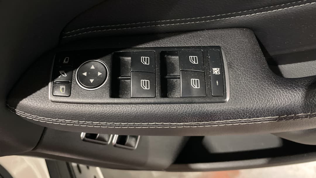 2017 Mercedes-benz GLE 500 E (hybrid), Automatic, 93549 km, Drivers Side Door Panel Controls