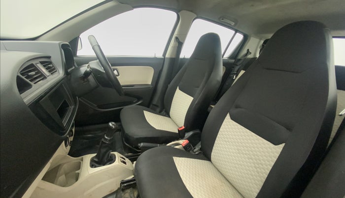 2019 Maruti Alto LXI CNG, CNG, Manual, 88,748 km, Right Side Front Door Cabin
