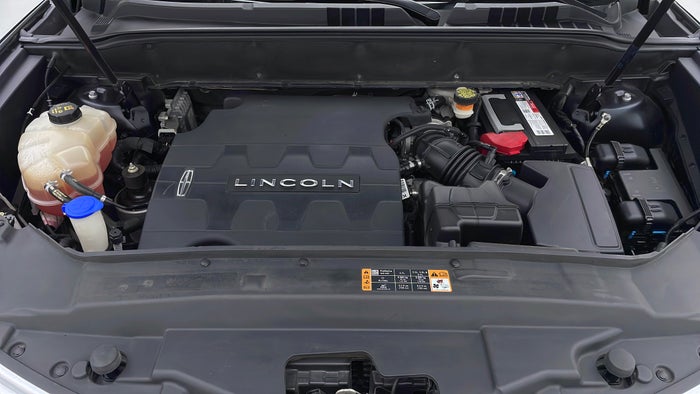 Lincoln Mkx-Engine Bonet View