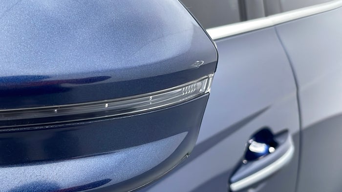 Lincoln Mkx-ORVM LHS Scratch