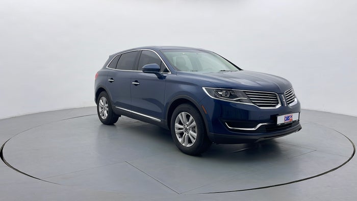Lincoln Mkx-Right Front Diagonal (45- Degree) View