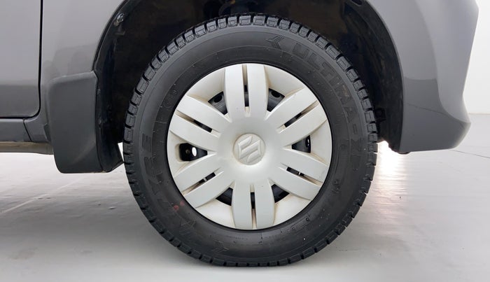 2016 Maruti Alto 800 LXI, Petrol, Manual, 19,015 km, Right Front Tyre