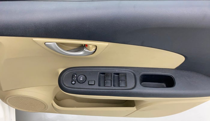 2015 Honda Amaze 1.2L I-VTEC VX, Petrol, Manual, 63,878 km, Driver Side Door Panels Control
