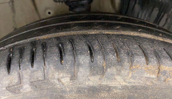 2018 Maruti IGNIS SIGMA 1.2, Petrol, Manual, 35,874 km, Right Front Tyre Tread