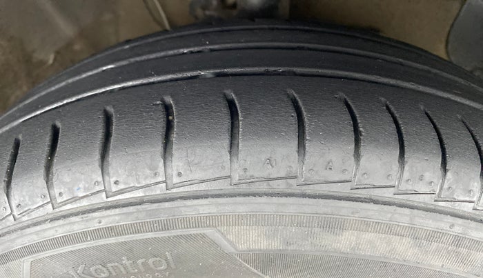 2018 Hyundai NEW SANTRO ASTA 1.1 MT, Petrol, Manual, 41,352 km, Right Front Tyre Tread