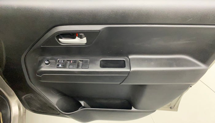 2022 Maruti New Wagon-R VXI 1.0, Petrol, Manual, 28,461 km, Driver Side Door Panels Control