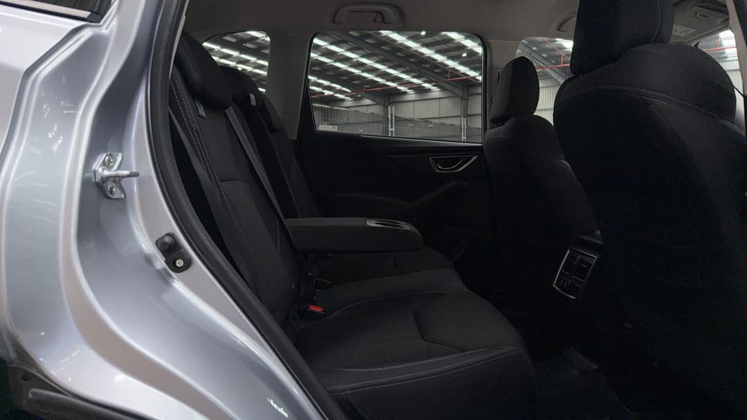 2024 Subaru Forester 2.5i (AWD), Automatic, 36497 km, Right Side Rear Door Cabin View
