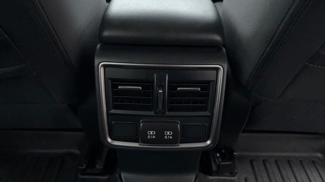 2024 Subaru Forester 2.5i (AWD), Automatic, 36497 km, Rear A/C Vent