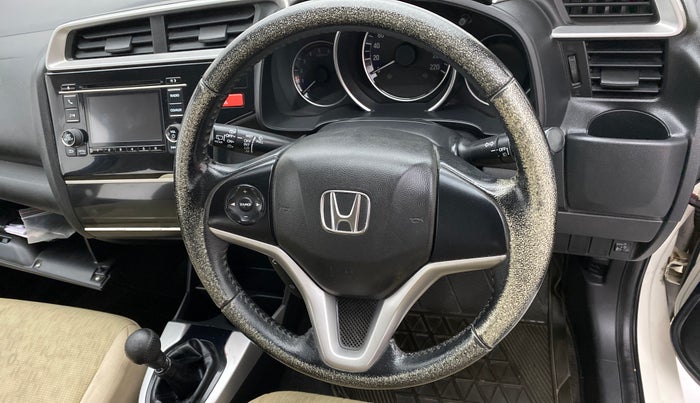 2015 Honda Jazz 1.5 V I DTEC, Diesel, Manual, 98,051 km, Steering wheel - Steering cover is minor torn