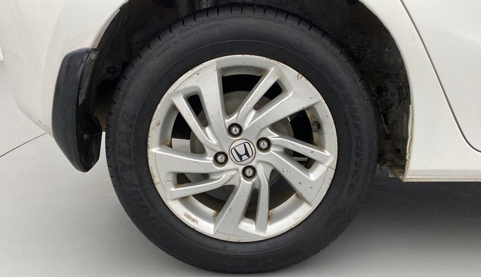 2015 Honda Jazz 1.5 V I DTEC, Diesel, Manual, 98,051 km, Right Rear Wheel