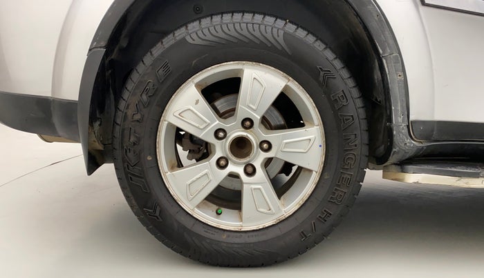 2015 Mahindra XUV500 W8, Diesel, Manual, 97,661 km, Right Rear Wheel