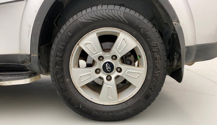 2015 Mahindra XUV500 W8, Diesel, Manual, 97,661 km, Left Rear Wheel