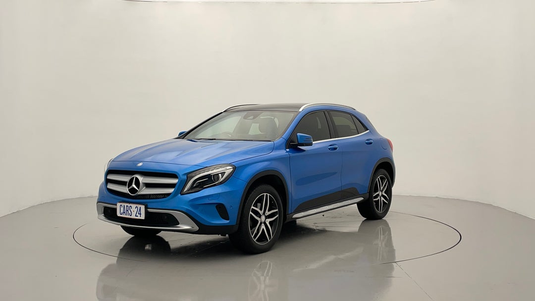2016 Mercedes-benz GLA 180, Automatic, 99644 km, Left Front Diagonal (45- Degree) View