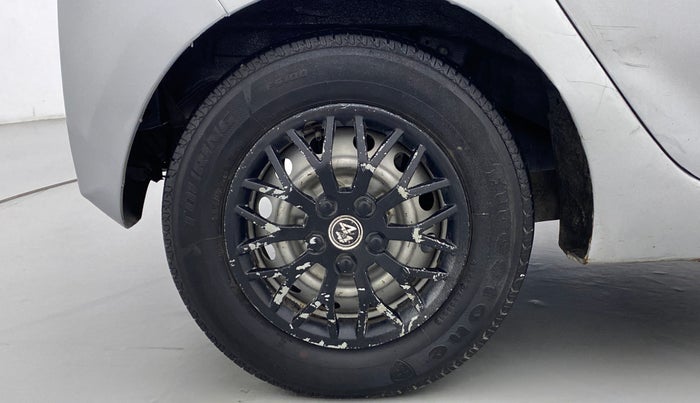 2015 Hyundai Eon ERA PLUS, CNG, Manual, 53,594 km, Right Rear Wheel